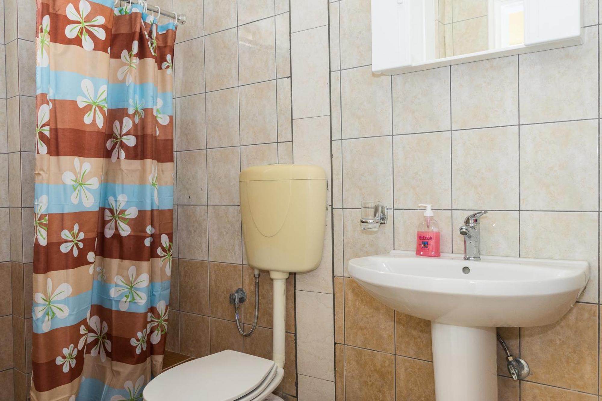 Laganas Strip Mall Apartments Ngoại thất bức ảnh